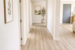 60 Washington St, Bristol, RI 02809 - Photo 3
