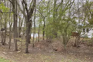 135 Namquid Dr, Warwick, RI 02888 - Photo 7