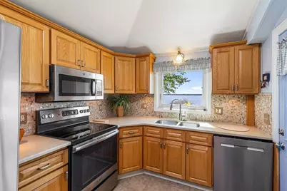 15 Shore Drive, Barrington, RI 02806 - Photo 27