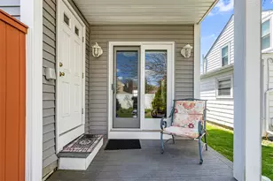 15 Shore Dr, Barrington, RI 02806 - Photo 15
