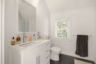 5 Division St, Newport, RI 02840 - Photo 25