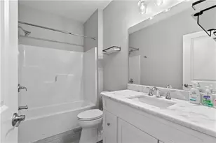 231 Seawynds Dr, North Kingstown, RI 02852 - Photo 3