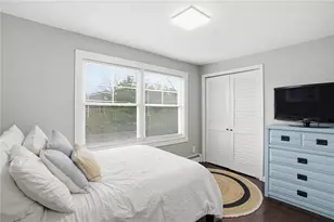 8 Emery Rd, Warren, RI 02885 - Photo 17