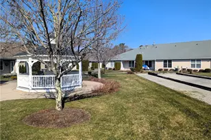 3105 Village Green Cir, Coventry, RI 02816 - Photo 23