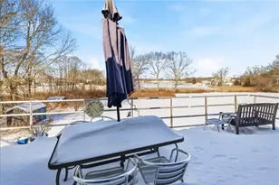 585 Meadow View Ave, Warwick, RI 02889 - Photo 37