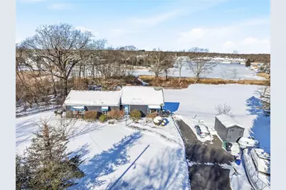 585 Meadow View Avenue, Warwick, RI 02889 - Photo 3