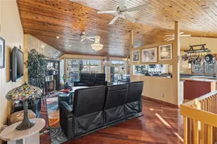 585 Meadow View Ave, Warwick, RI 02889 - Photo 19