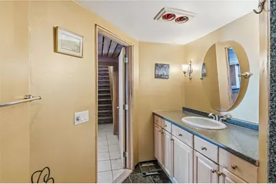 585 Meadow View Avenue, Warwick, RI 02889 - Photo 27