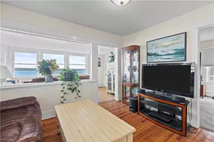 38 Aquidneck Ave, Portsmouth, RI 02871 - Photo 17