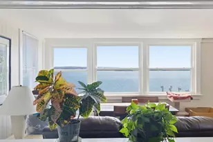 38 Aquidneck Ave, Portsmouth, RI 02871 - Photo 9