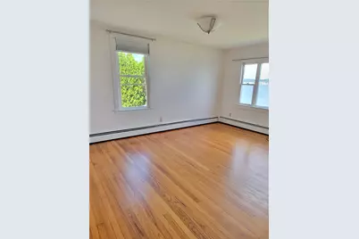 38 Aquidneck Avenue, Portsmouth, RI 02871 - Photo 17