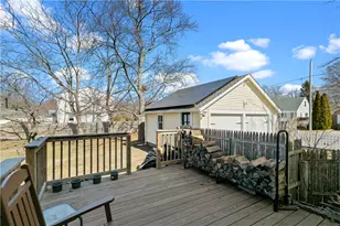 123 Beacon St, Middletown, RI 02842 - Photo 23
