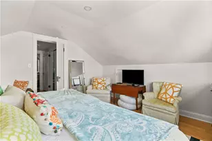 123 Beacon St, Middletown, RI 02842 - Photo 17