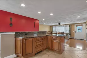 10 Mecca St, North Providence, RI 02904 - Photo 5
