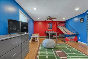 10 Mecca St, North Providence, RI 02904 - Photo 11