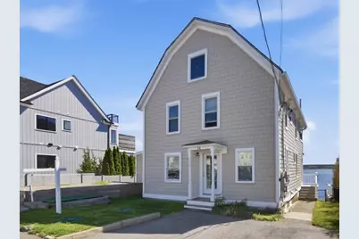 38 Aquidneck Avenue, Portsmouth, RI 02871 - Photo 1