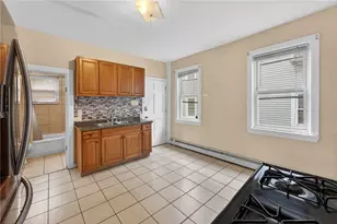 54 Joslin St, Providence, RI 02909 - Photo 7