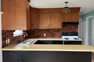 75 Hobson Ave, North Providence, RI 02911 - Photo 7