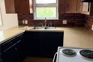 75 Hobson Ave, North Providence, RI 02911 - Photo 9