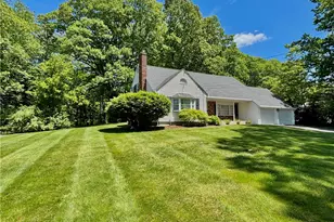 2 High Ridge Dr, Cumberland, RI 02864 - Photo 3