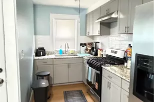 694 Killingly St, Johnston, RI 02919 - Photo 3