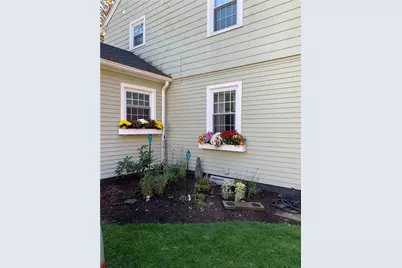 42 Alexander McGregor Road, Pawtucket, RI 02861 - Photo 13