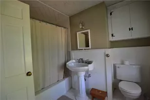 42 Alexander McGregor Rd, Pawtucket, RI 02861 - Photo 11