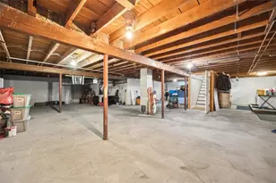 200 Glen Dr, Warwick, RI 02886 - Photo 31