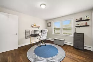 200 Glen Dr, Warwick, RI 02886 - Photo 29