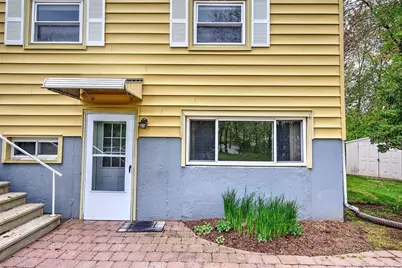 120 Grange Avenue, Woonsocket, RI 02895 - Photo 37