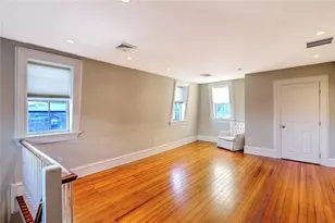 225 Carpenter St, Providence, RI 02903 - Photo 3