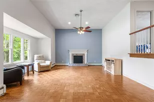 80 Woodbridge Dr, East Greenwich, RI 02818 - Photo 3