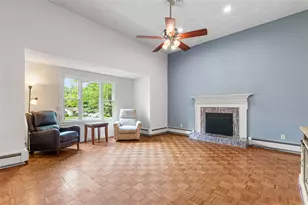 80 Woodbridge Dr, East Greenwich, RI 02818 - Photo 5