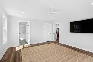 47 Arnolds Neck Dr, Warwick, RI 02886 - Photo 21