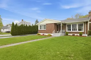 5 Benjamin St, Westerly, RI 02891 - Photo 3
