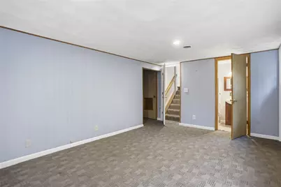 135 Red Chimney Drive, Warwick, RI 02886 - Photo 37