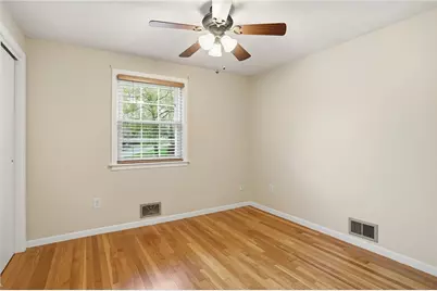 135 Red Chimney Drive, Warwick, RI 02886 - Photo 29