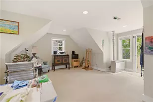 64 Lawndale Dr, Warwick, RI 02818 - Photo 31