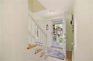 64 Lawndale Dr, Warwick, RI 02818 - Photo 21