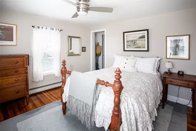 17 Sherman Street, East Providence, RI 02915 - Photo 21