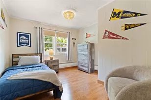 1 Valentine Dr, Barrington, RI 02806 - Photo 9