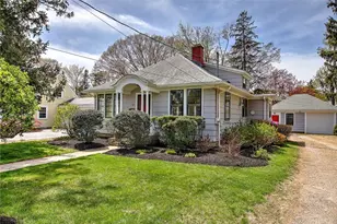 119 Alfred Drowne Rd, Barrington, RI 02806 - Photo 3