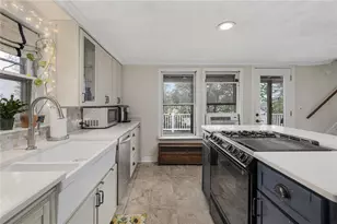 19 Prospect St, Lincoln, RI 02838 - Photo 5