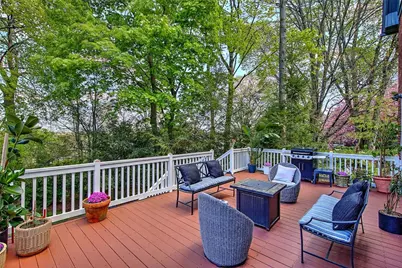 40 Dryden Avenue, Pawtucket, RI 02860 - Photo 11