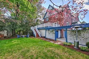 40 Dryden Ave, Pawtucket, RI 02860 - Photo 49