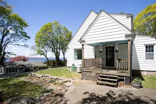 6 Miles Ave, Tiverton, RI 02878 - Photo 5