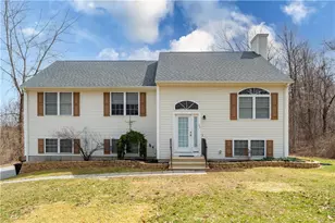 25 Belfield Dr, Johnston, RI 02919 - Photo 3