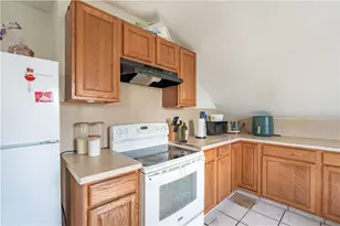 56 Oakland Ave, Cranston, RI 02910 - Photo 27