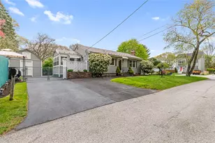 48 Barker St, Warwick, RI 02888 - Photo 3