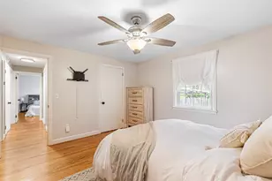 48 Barker St, Warwick, RI 02888 - Photo 23